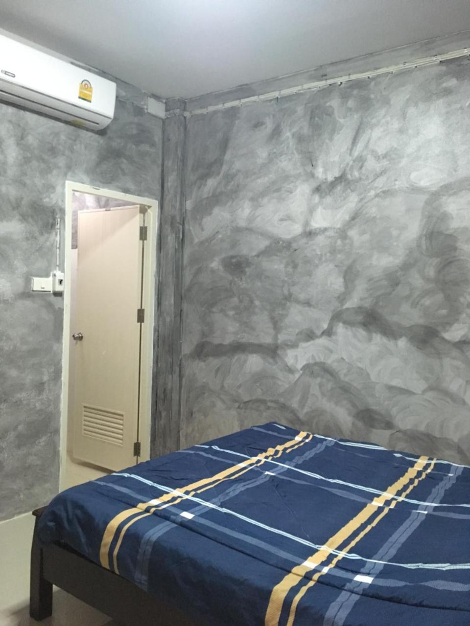You In House Urt Surathani Airport Surat Thani Exterior foto